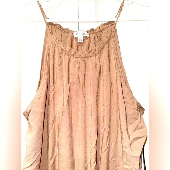 Active USA Tan Sleeveless/adjustable strap Romper. Size M NWT - Picture 3 of 15